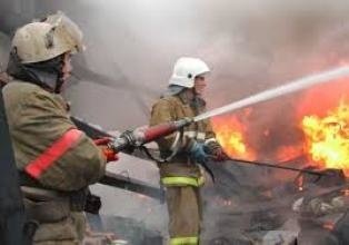 Спасатели МЧС России ликвидировали пожар в частной хозяйственной постройке в Юргинском ГО