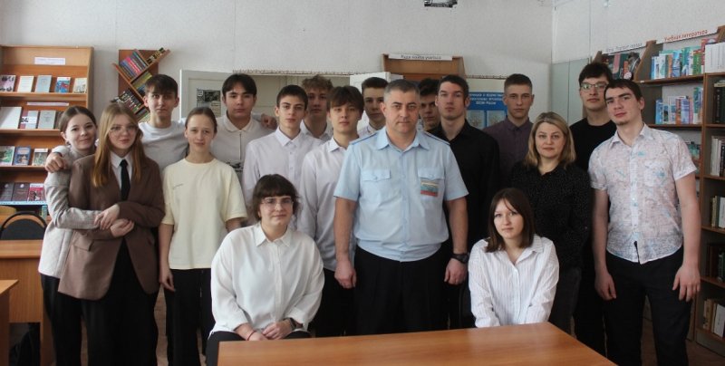 Юргинские полицейские рассказали школьникам о специфике службы в органах внутренних дел